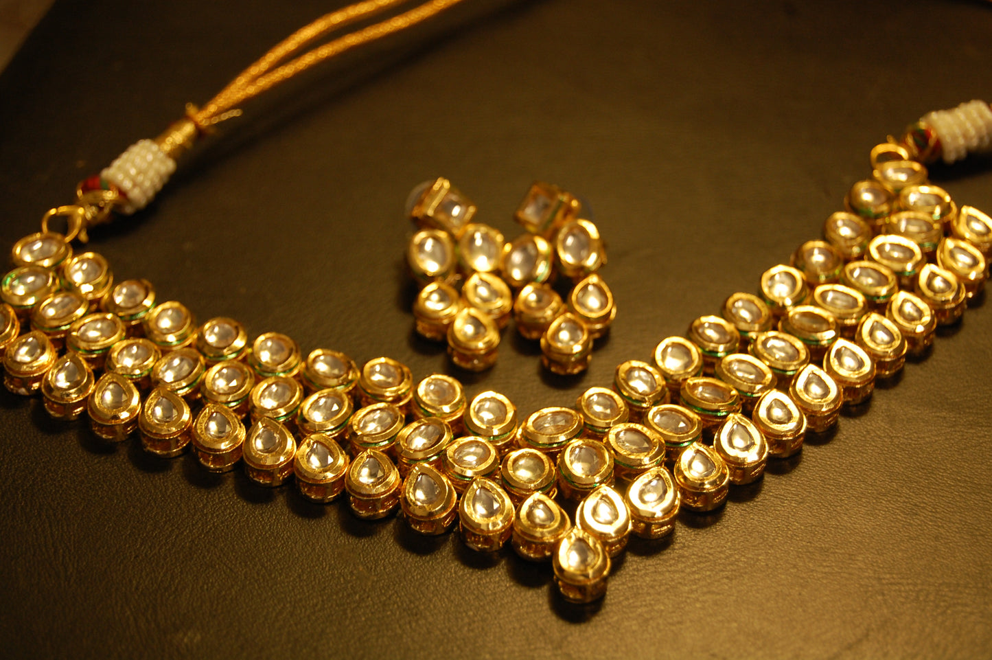 KUNDAN GULUBAND SET