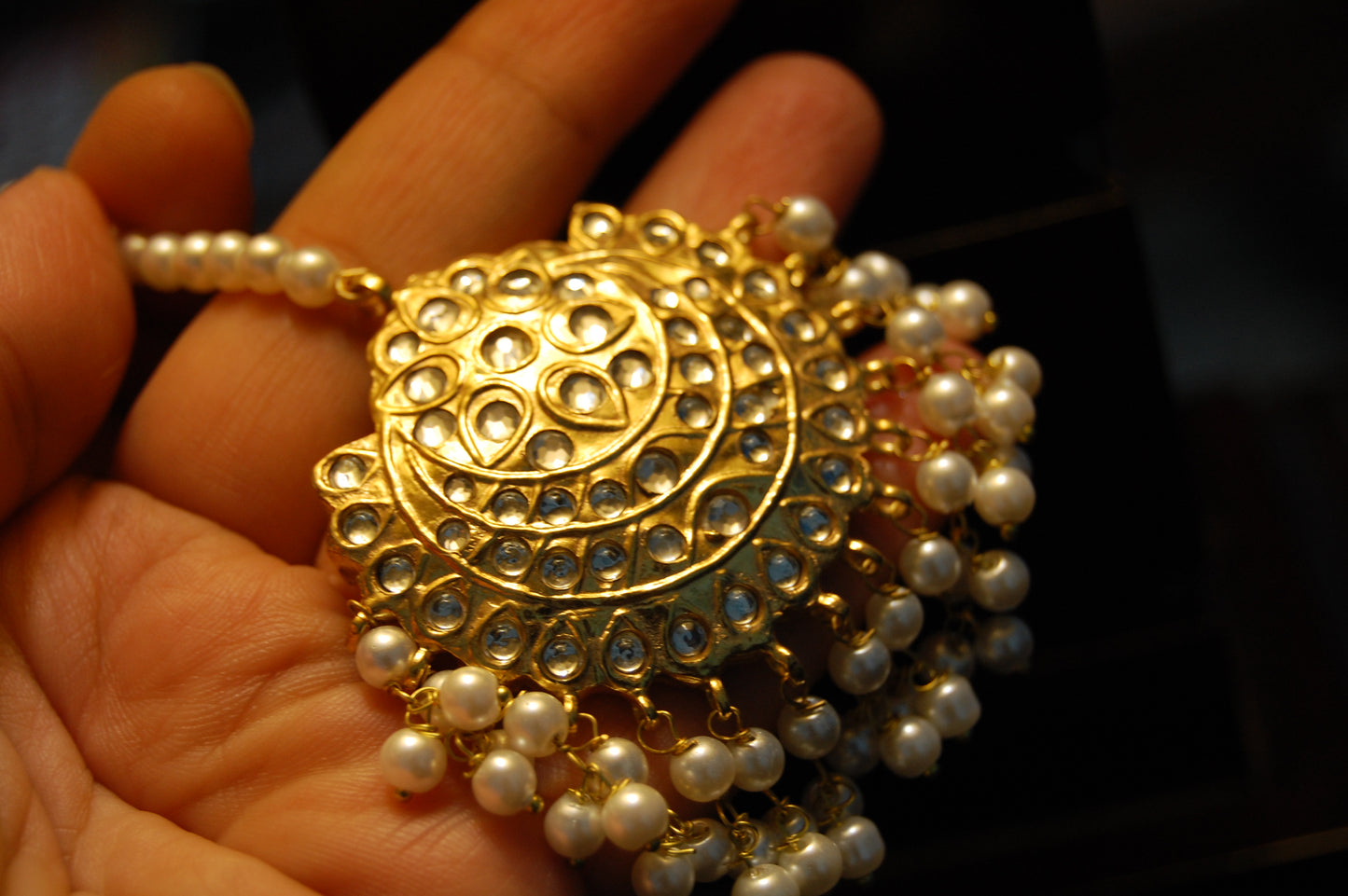 KUNDAN TIKKA