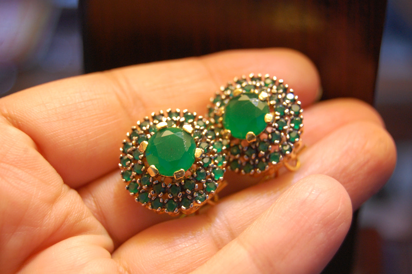 GREEN ZIRCON EARRINGS