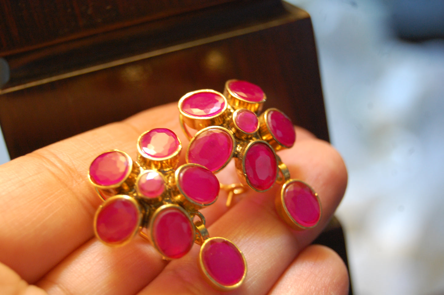 RED FLORAL EARRINGS