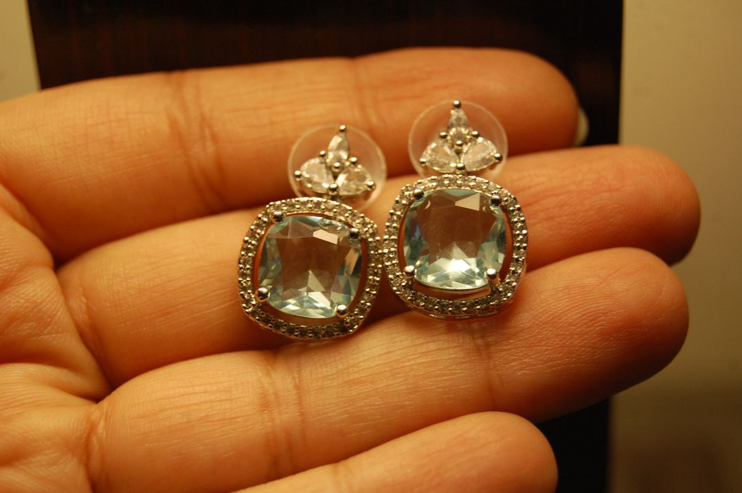 ELEGANT ZIRCON & AQUAMARINE EARRINGS