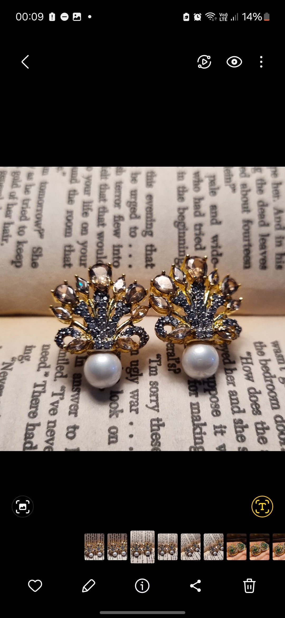 CHAMPAGNE EARRINGS WITH PEARLS