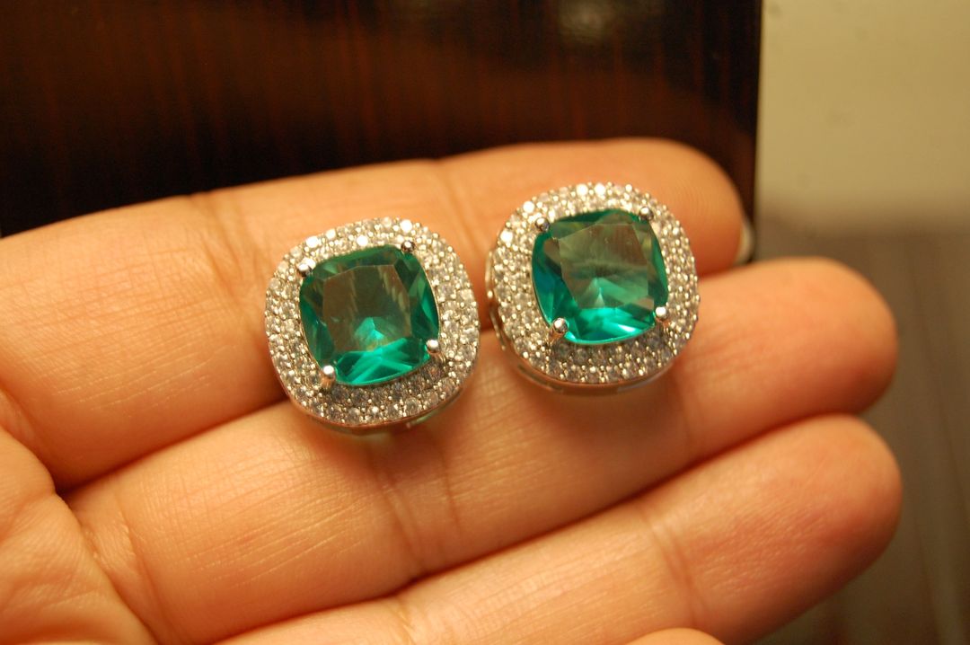AMERICAN DIAMONDS & SEA GREEN STUDS