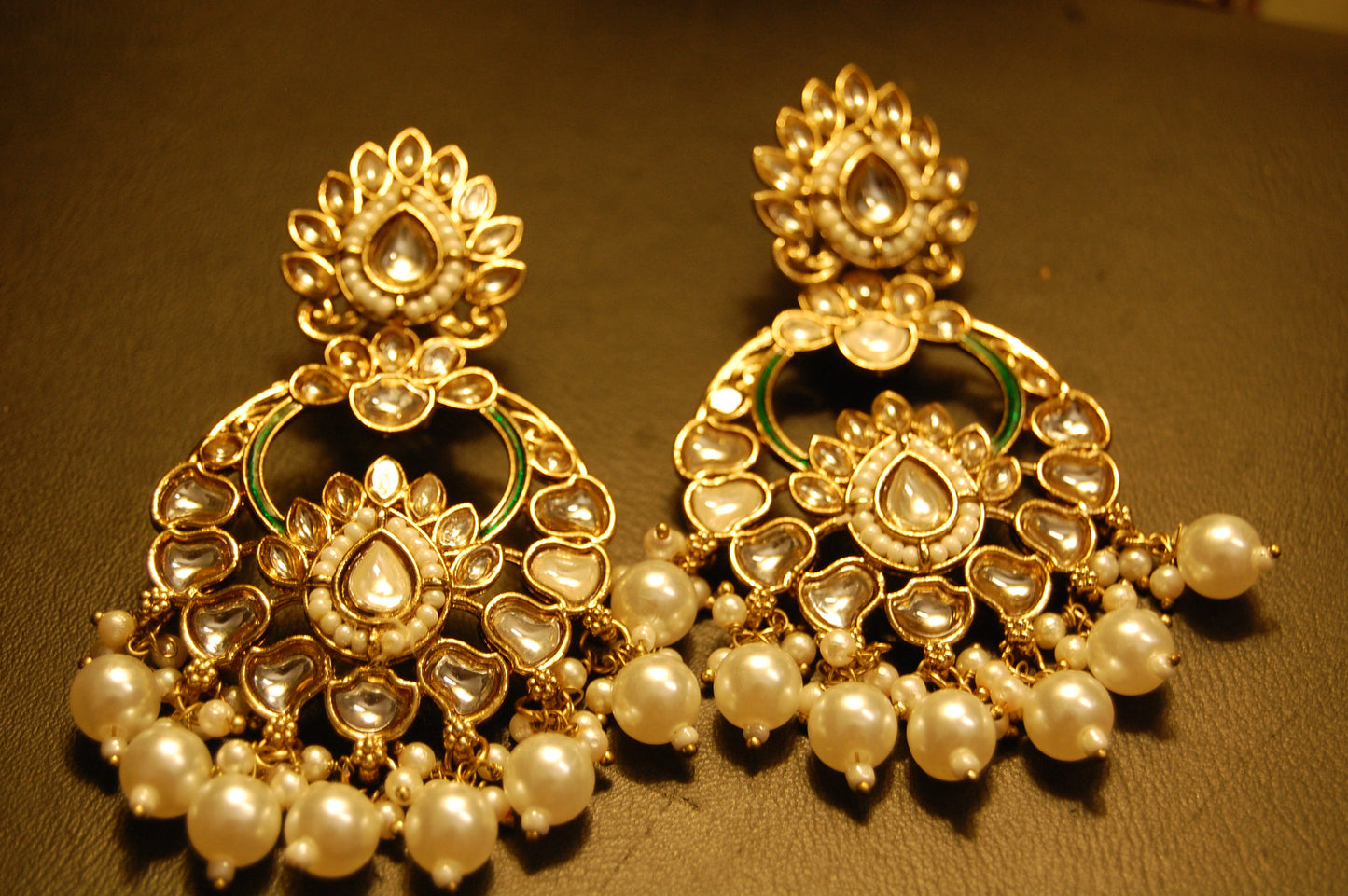 KUNDAN CHAAND BALAS WITH PEARLS