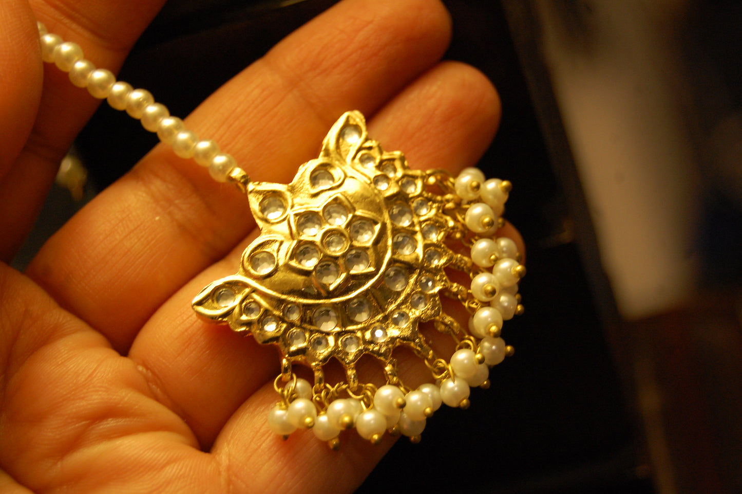 KUNDAN & PEARLS TIKKA