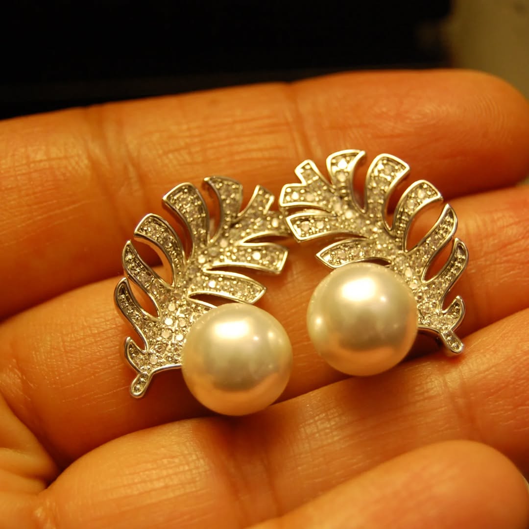 ZIRCON & PEARL EARRINGS