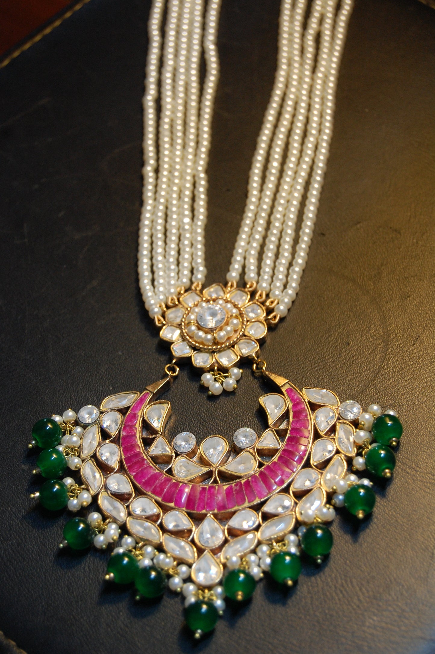 ELEGANT KUNDAN MALA IN RED & GREEN IN PEARLS STRING