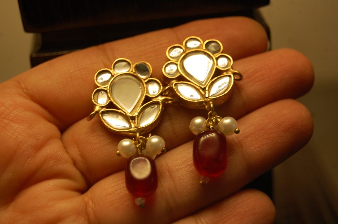 RED KUNDAN EARRINGS