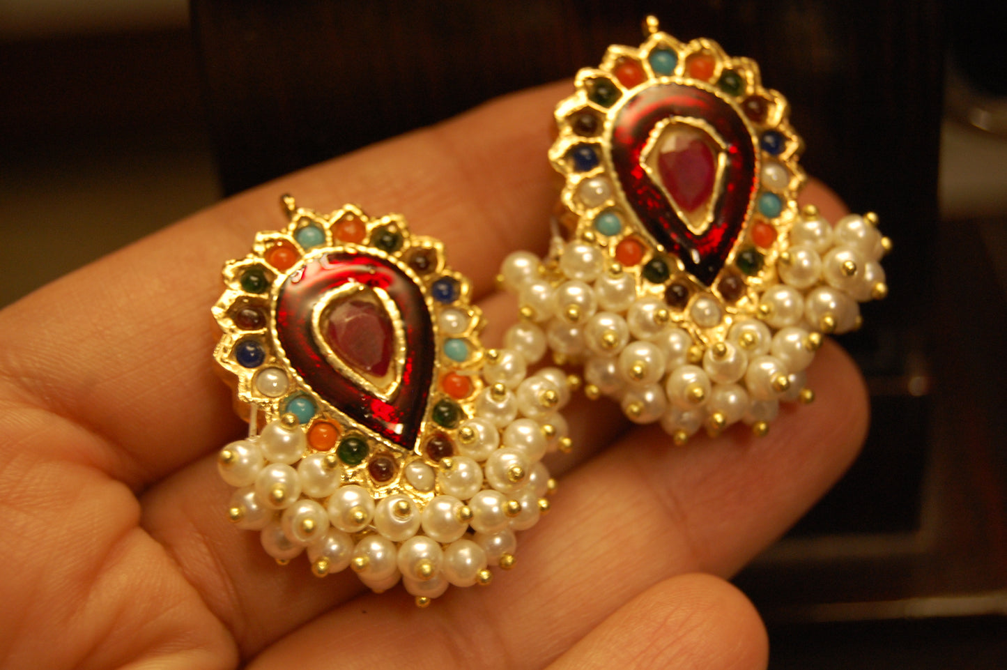 MULTI STONE EARRINGS WITH RED MEENA