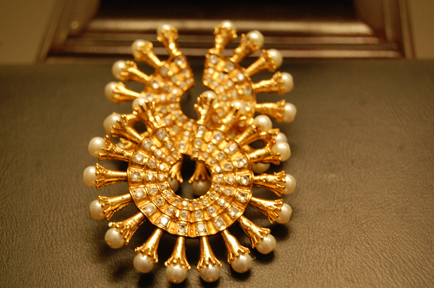 TRENDY EARRINGS IN ZIRCONS & PEARLS