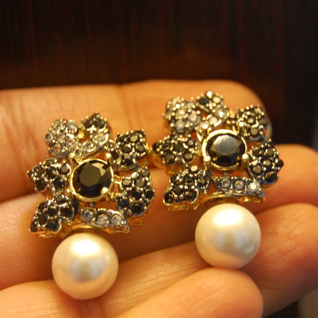 BLACK, ZIRCON & PEARL EARRINGS