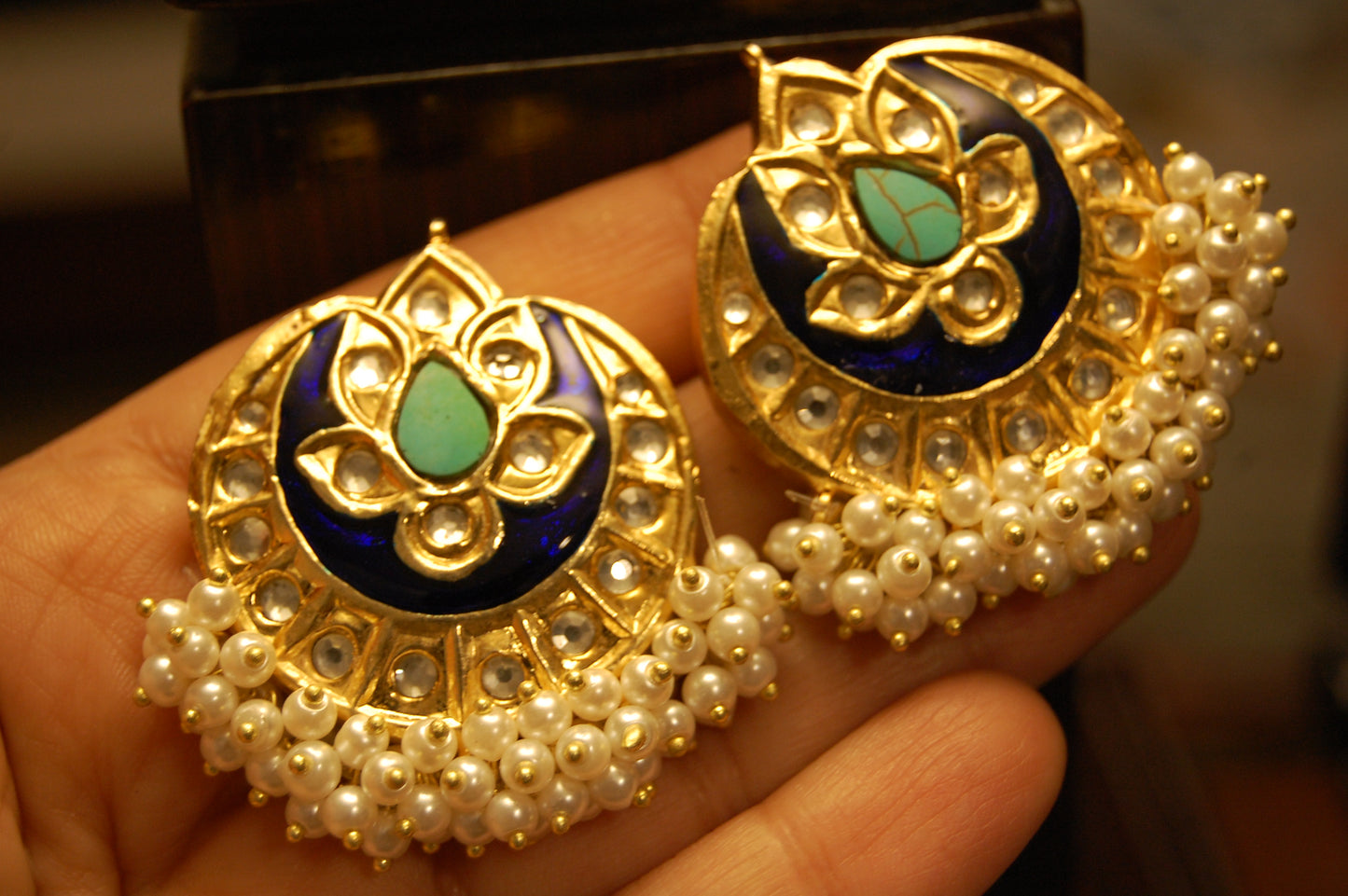 BLUE MEENA WITH FEROZY STONE & PEARLS EARRINGS