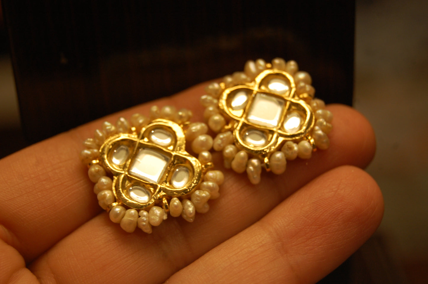 ELEGANT KUNDAN EARRINGS WITH PEARLS