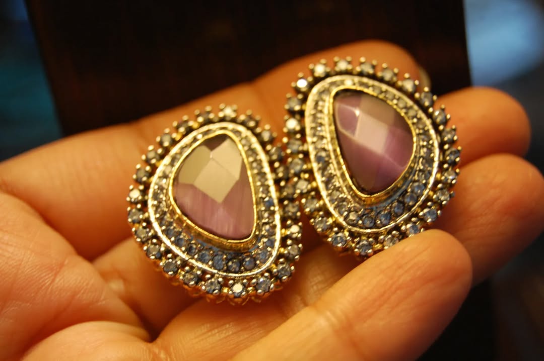 PURPLISH LILAC ZIRCON EARRINGS