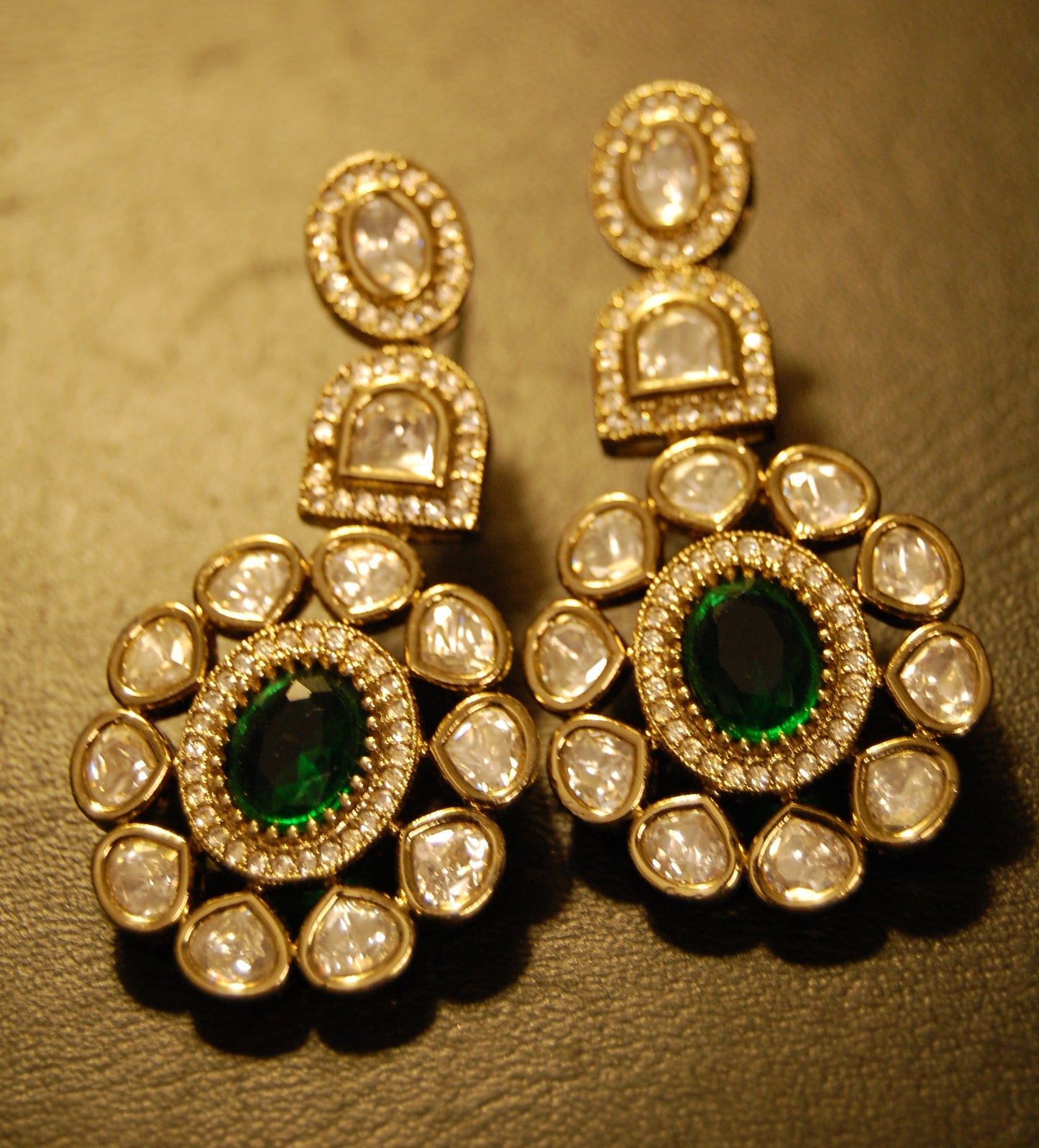 GREEN EARRINGS IN KUNDAN & ZIRCONS