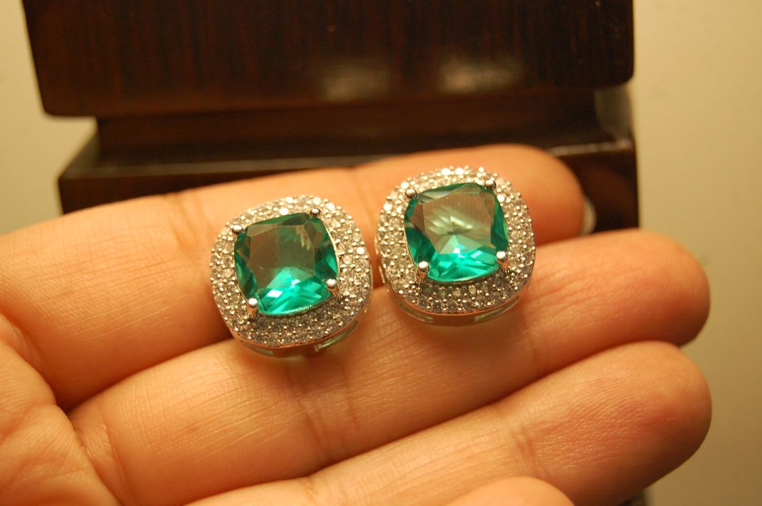 AMERICAN DIAMONDS & SEA GREEN STUDS