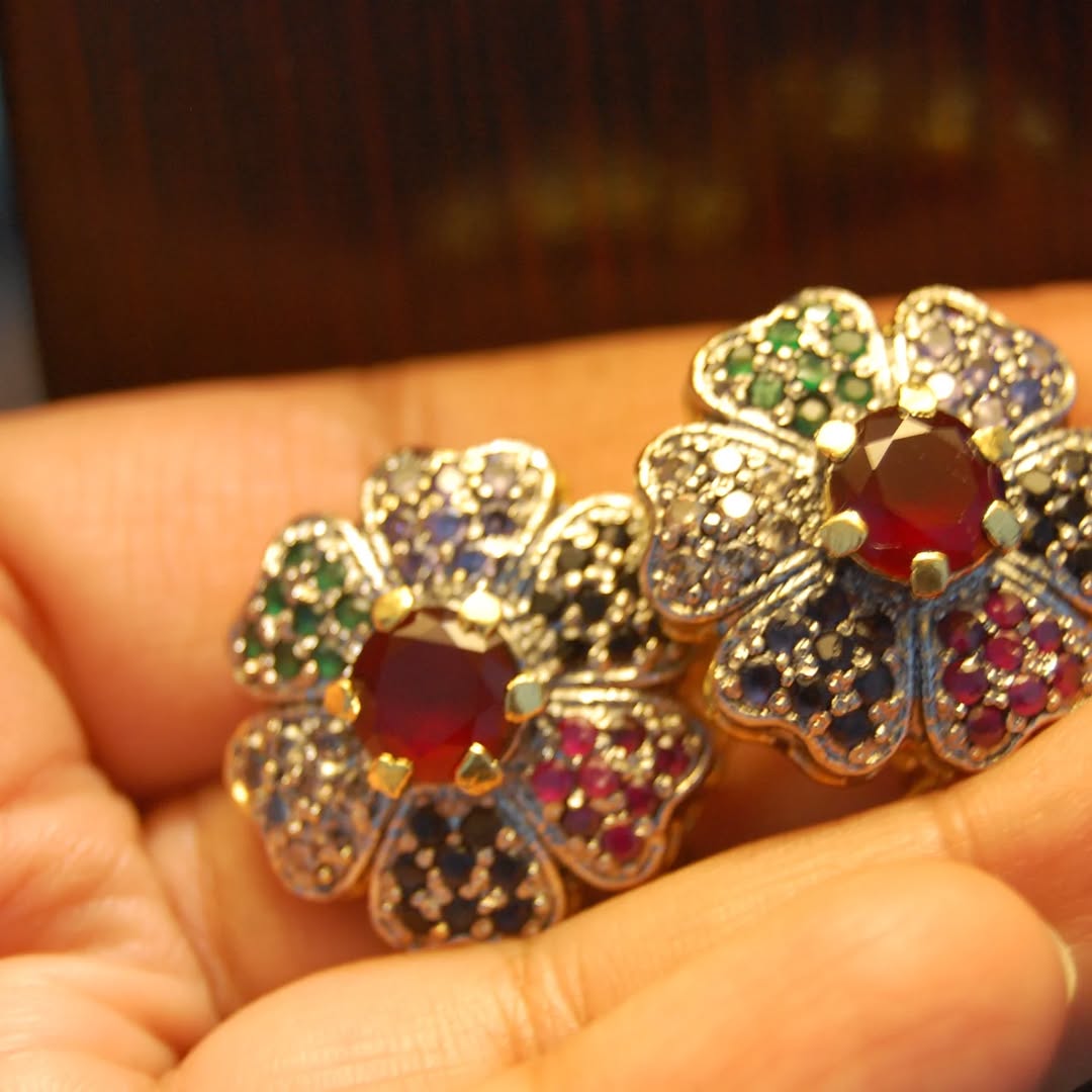 MULTI FLORAL EARRINGS