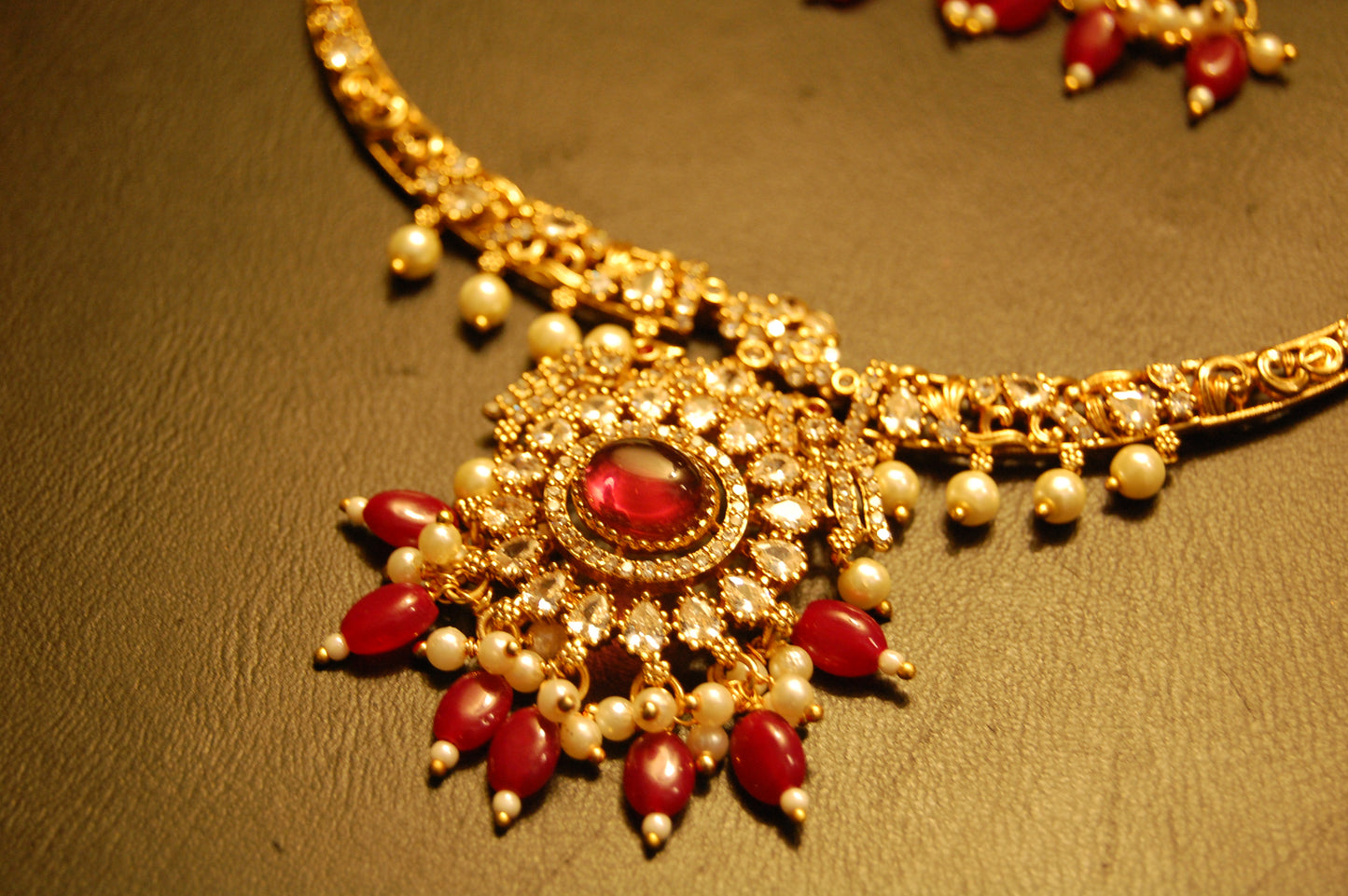 SOUTH INDIAN NECKLACE SET IN RED & ZIRCON