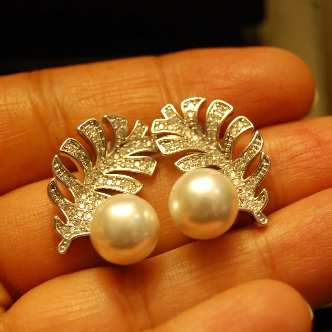 ZIRCON & PEARL EARRINGS