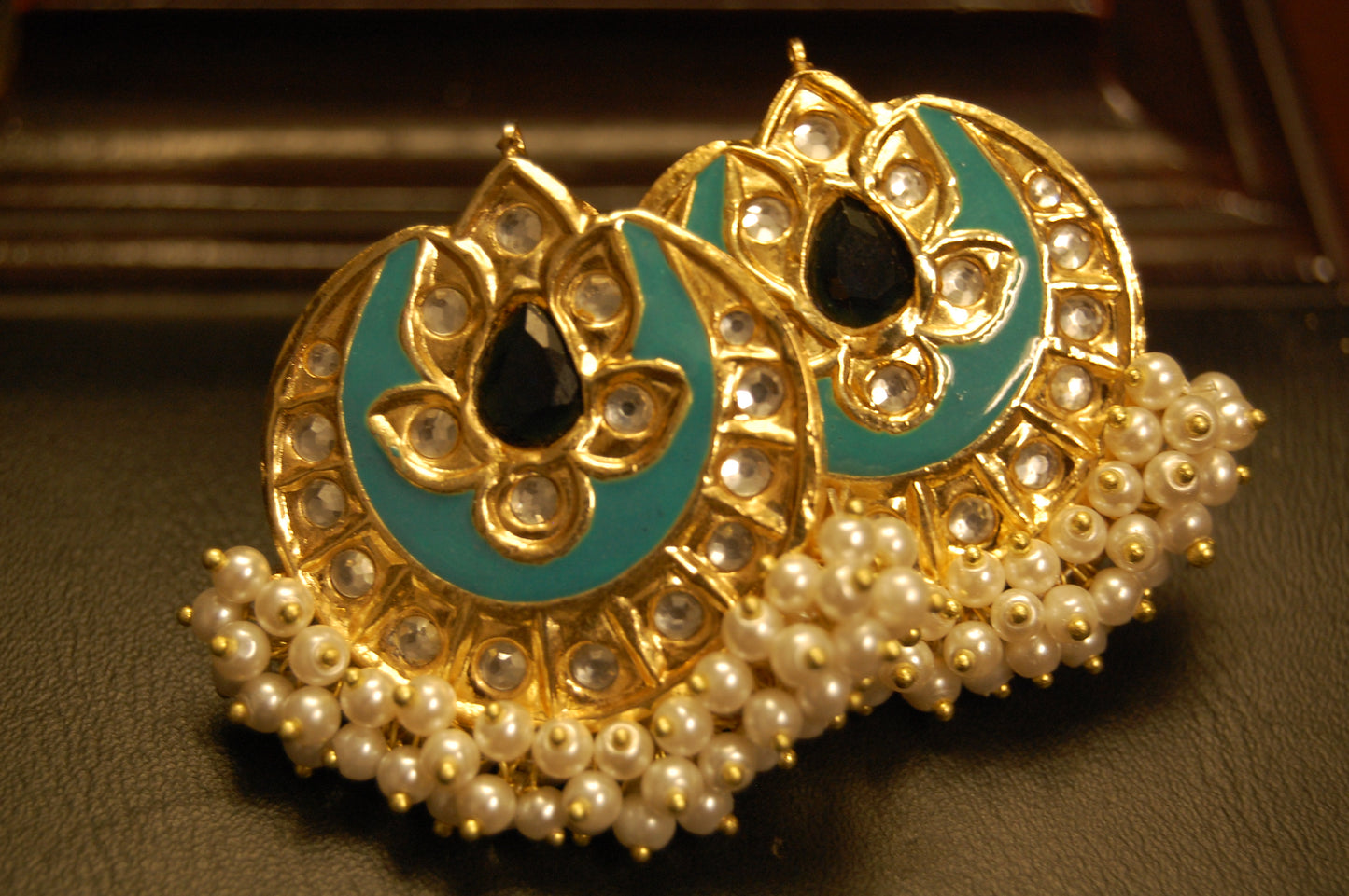 FEROZY MEENA WITH BLUE STONE & PEARLS EARRINGS