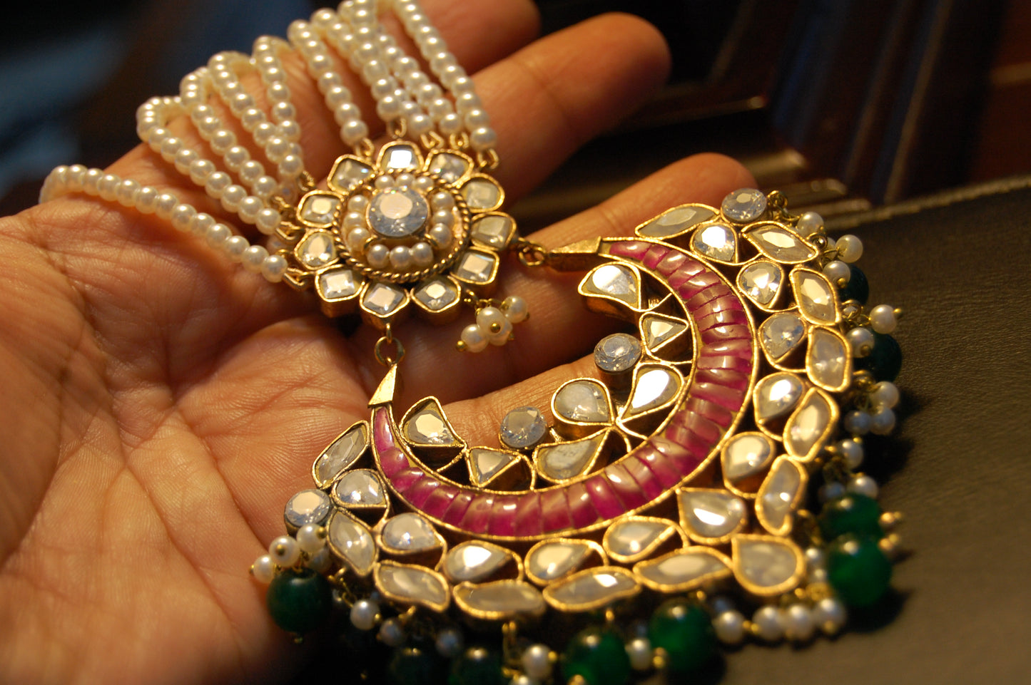 ELEGANT KUNDAN MALA IN RED & GREEN IN PEARLS STRING