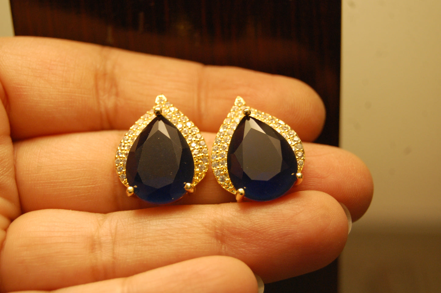 ELEGANT ZIRCON & SAPPHIRE BLUE EARRINGS