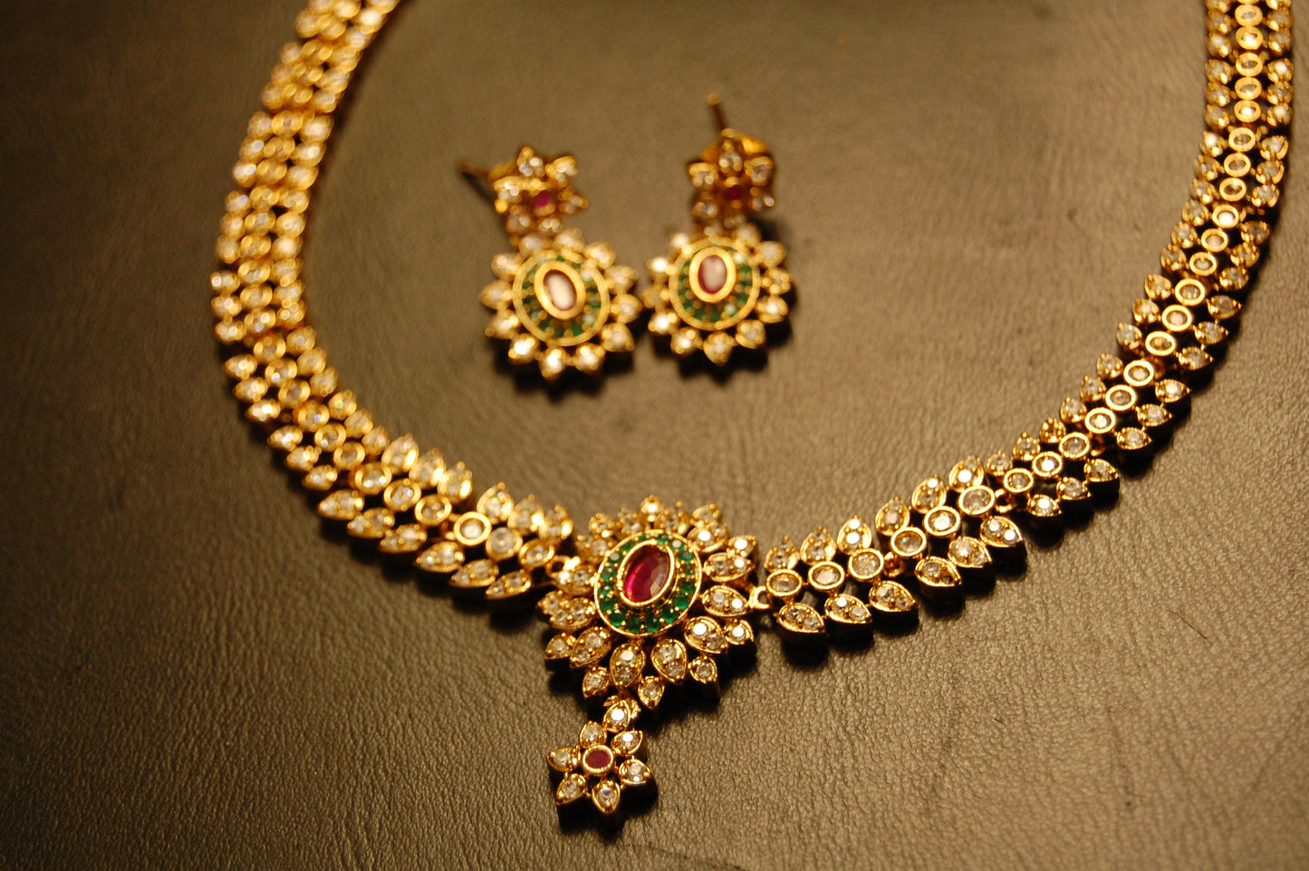 SOUTH INDIAN PEARL NECKLACE SET IN ZIRCON