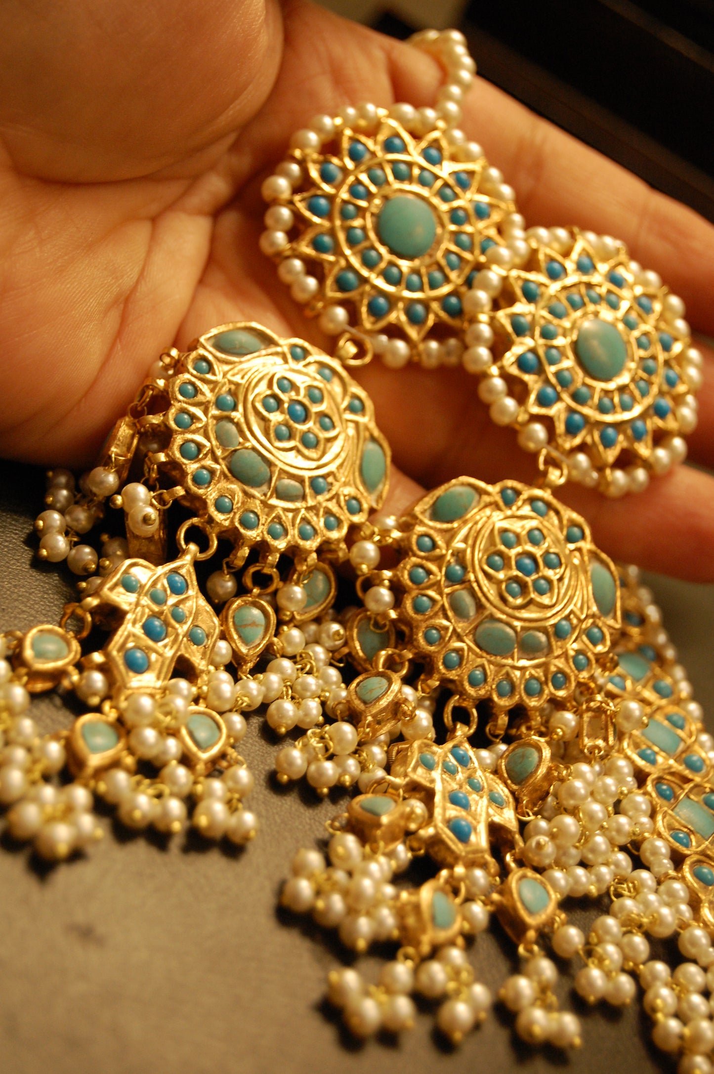FEROZA & PEARLS CHOKER SET