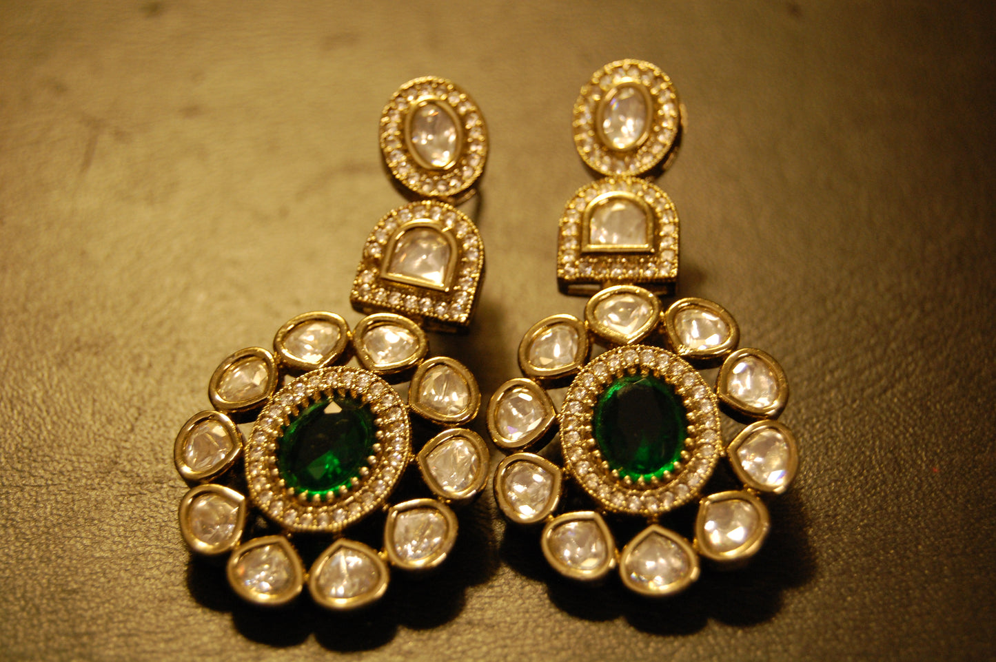 GREEN EARRINGS IN KUNDAN & ZIRCONS