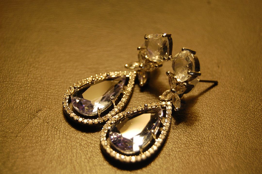 INDIAN AMERICAN DIAMOND EARRINGS IN LILAC