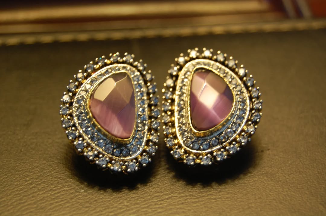 PURPLISH LILAC ZIRCON EARRINGS