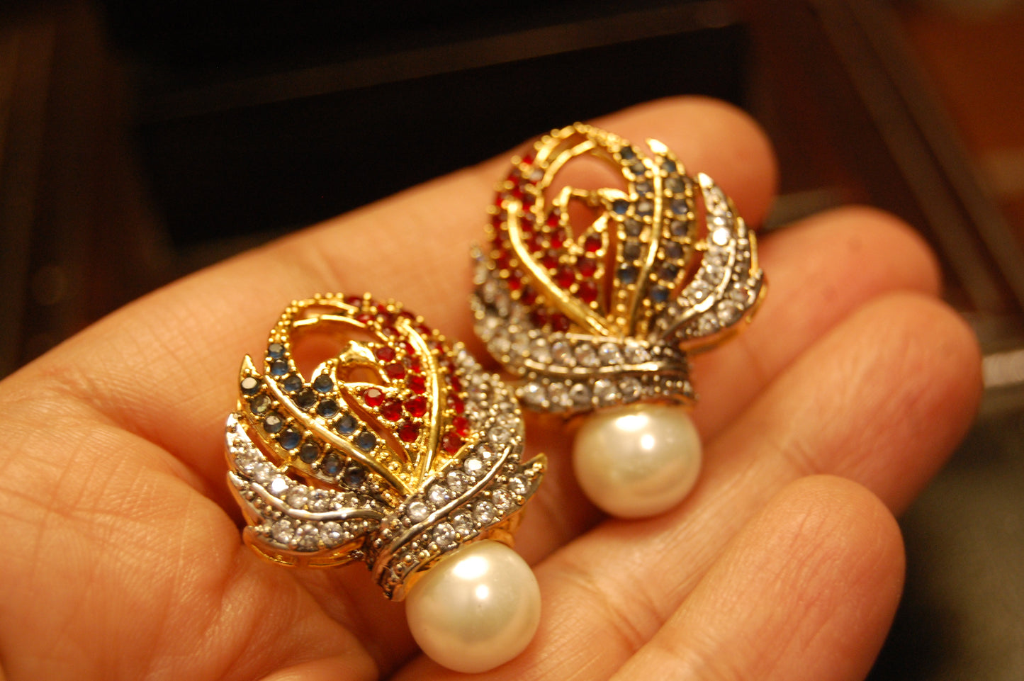 RED & BLUE PEARL FLORAL EARRINGS