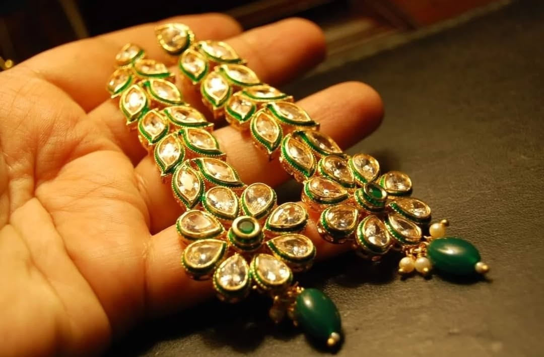 LONG KUNDAN FLORAL EARRINGS WITH GREEN
