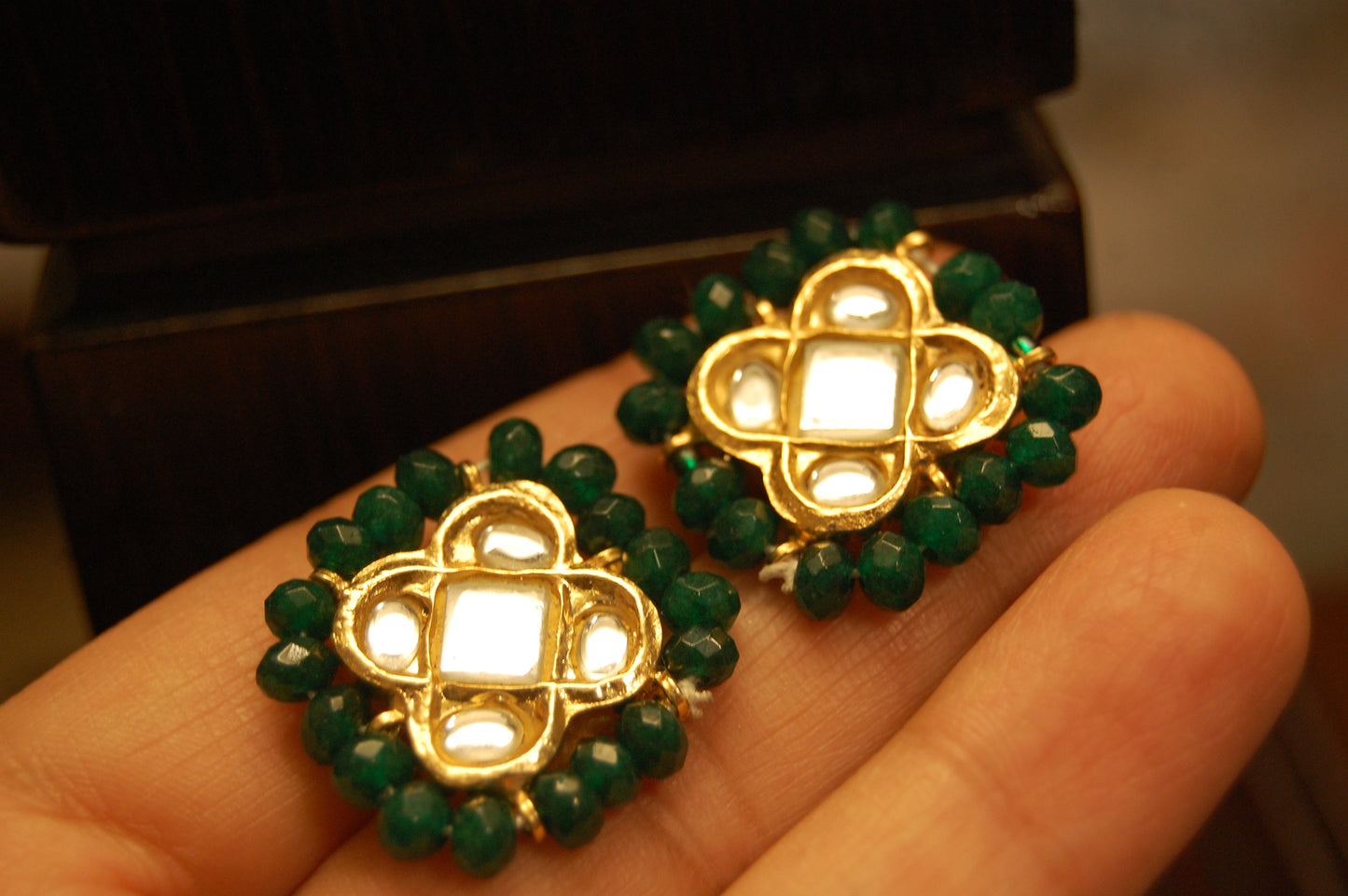 ELEGANT KUNDAN EARRINGS WITH EMERALD GREEN