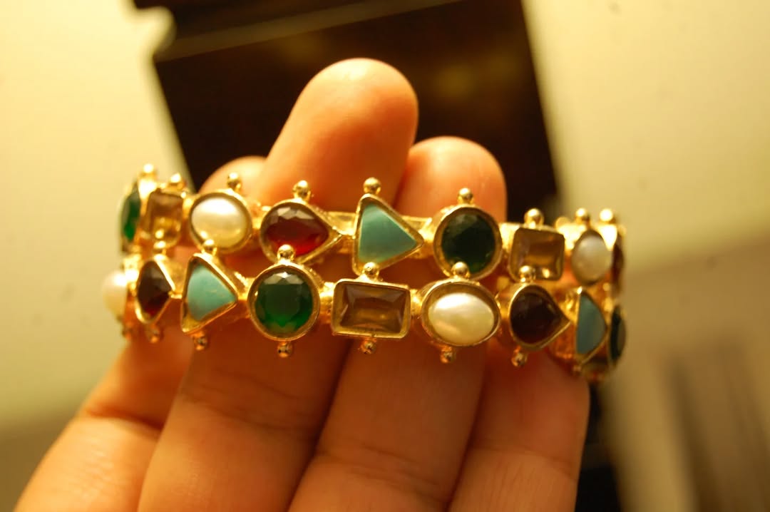 MULTI STONE BANGLES