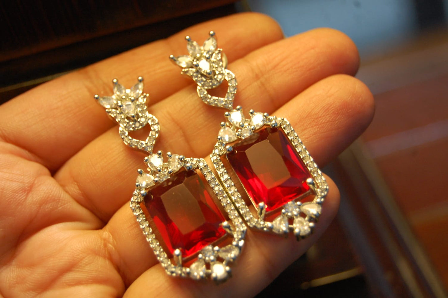RED ZIRCON EARRINGS