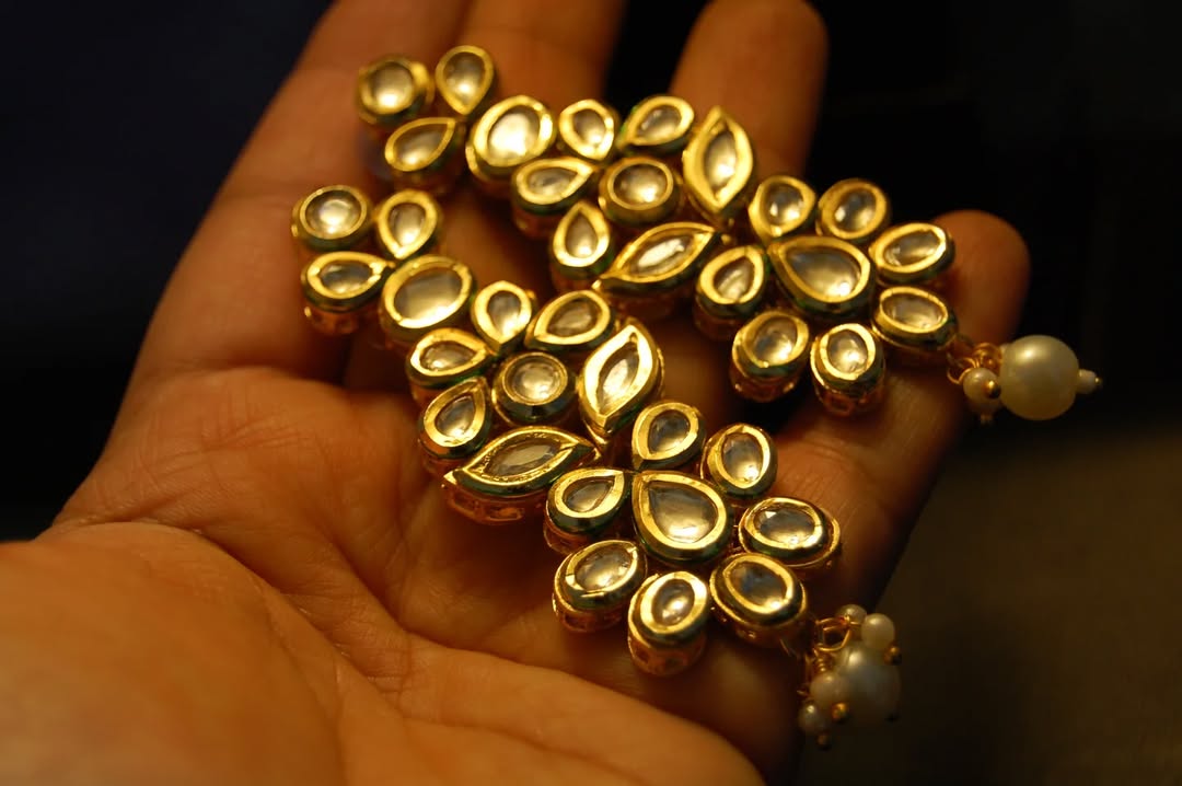 INDIAN POLKI KUNDAN EARRINGS WITH PEARL DROP