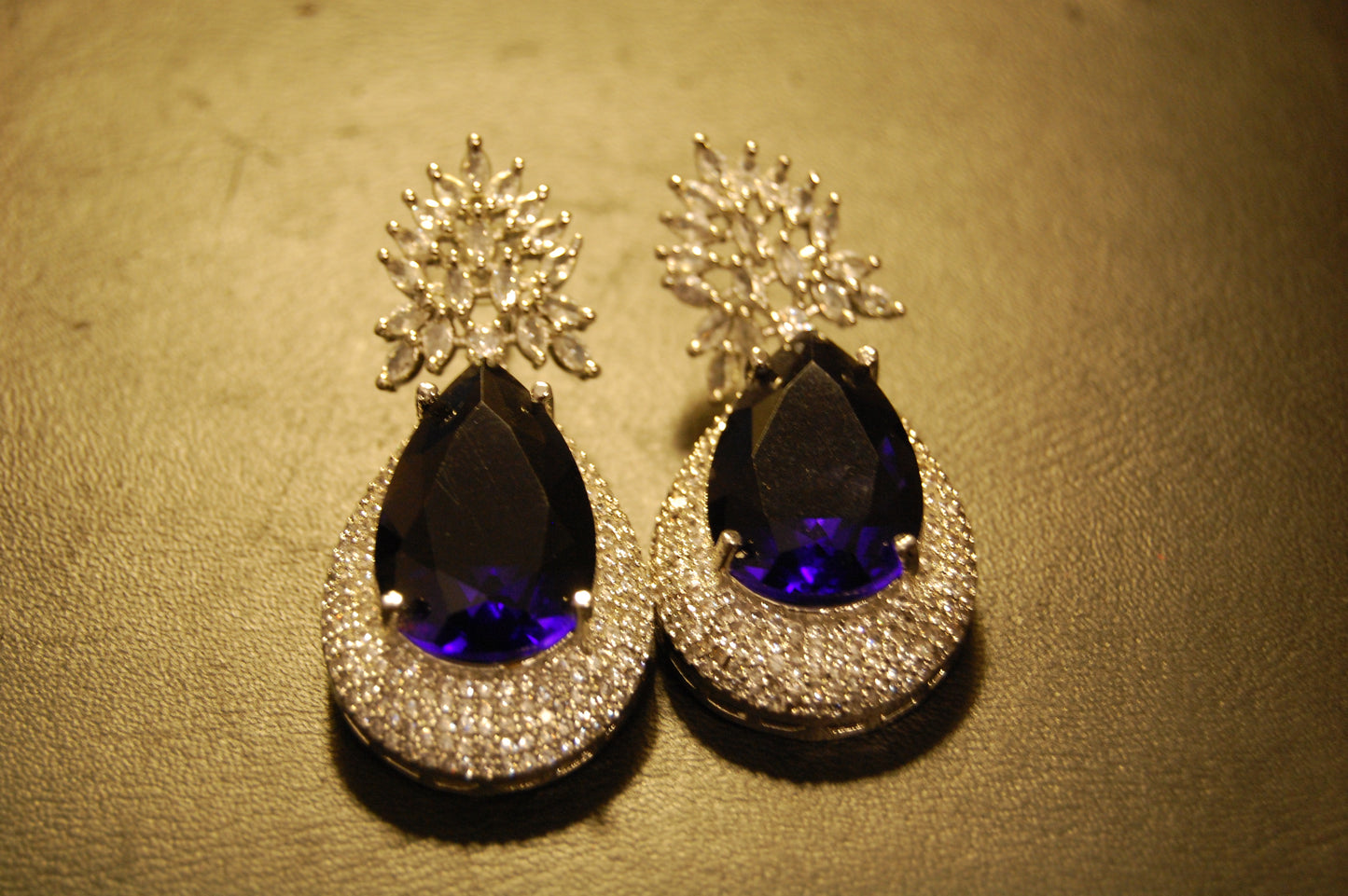 PURPLE AMETHYST ZIRCON EARRINGS