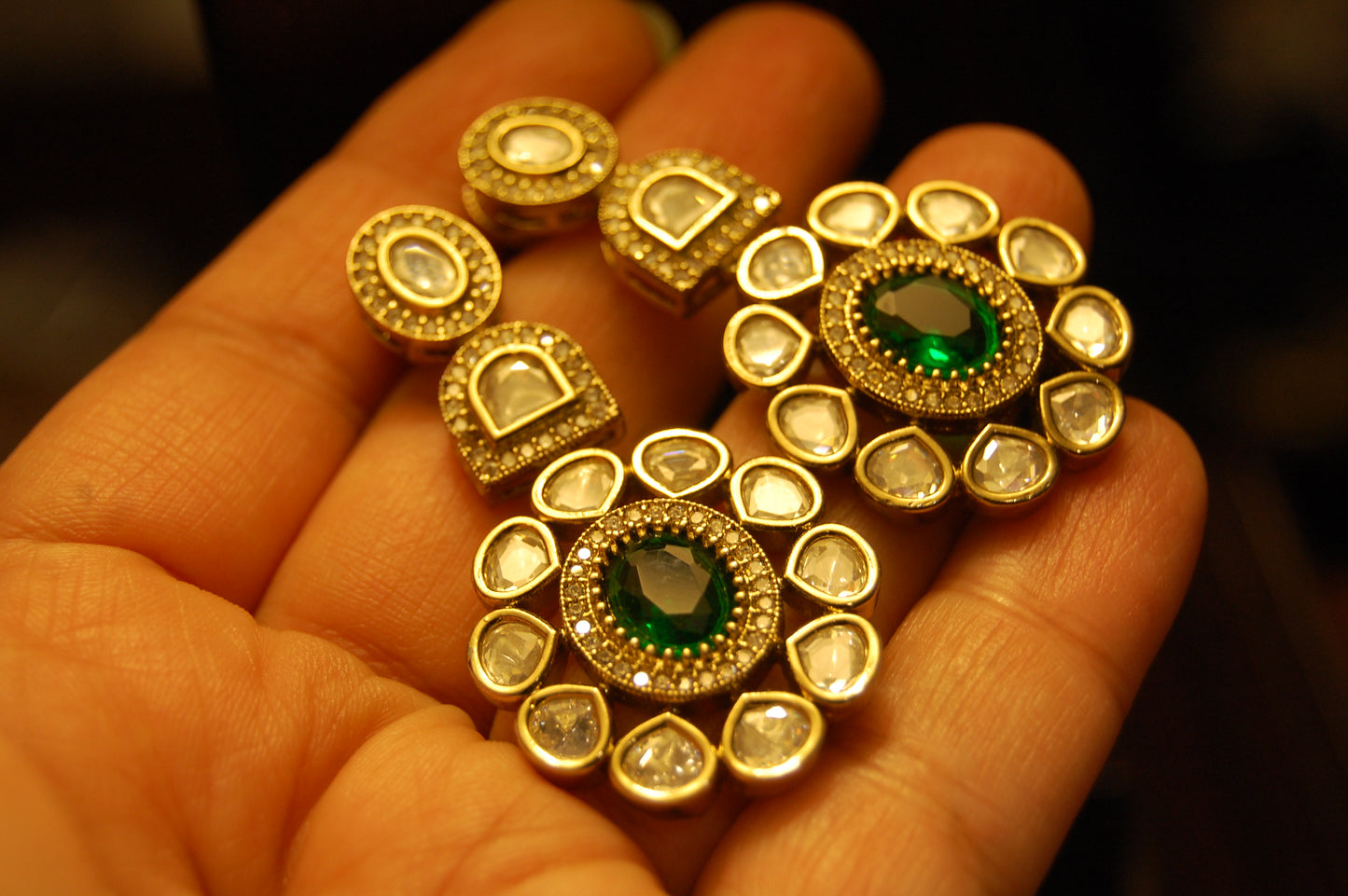 GREEN EARRINGS IN KUNDAN & ZIRCONS