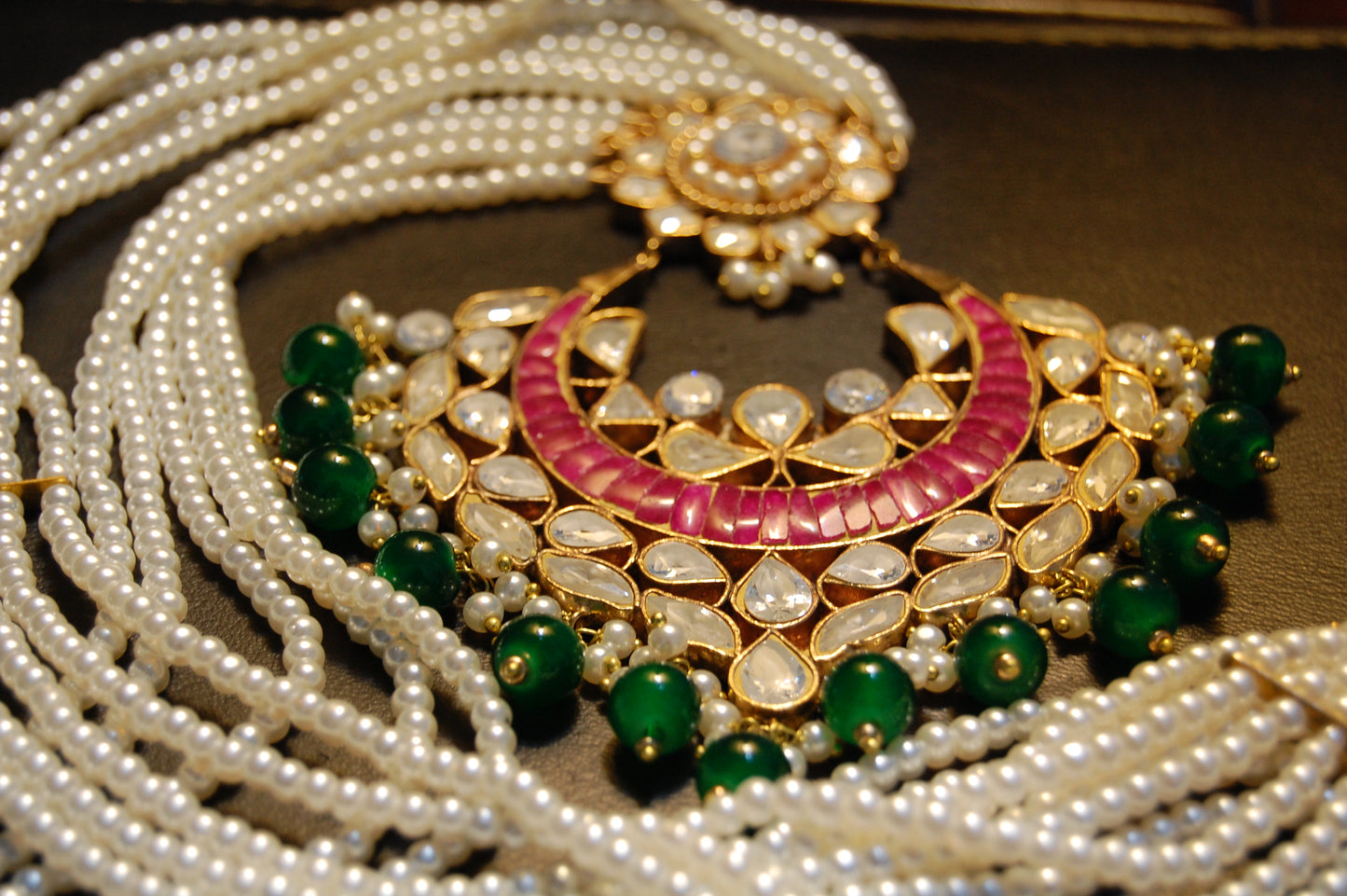ELEGANT KUNDAN MALA IN RED & GREEN IN PEARLS STRING
