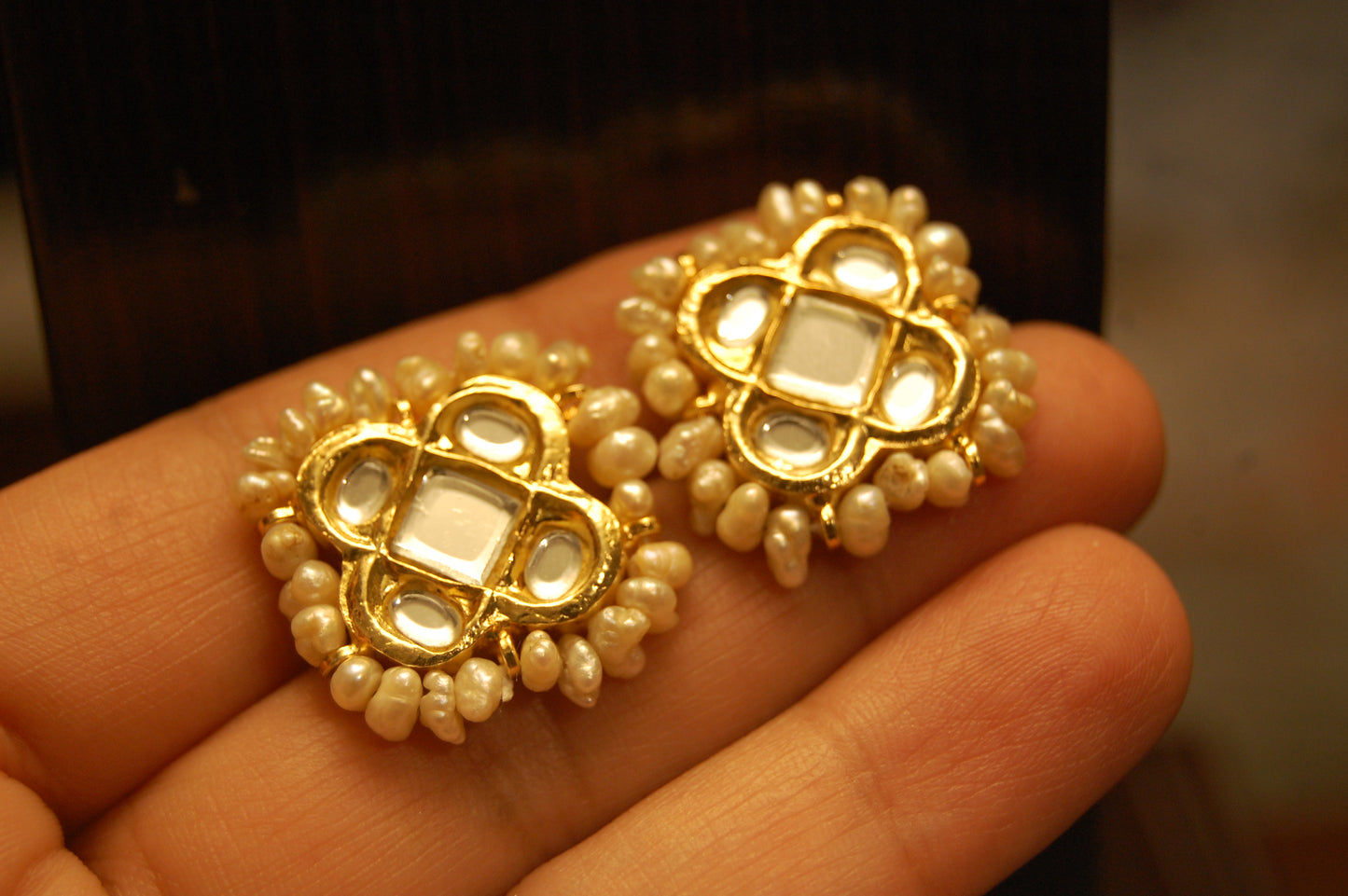 ELEGANT KUNDAN EARRINGS WITH PEARLS