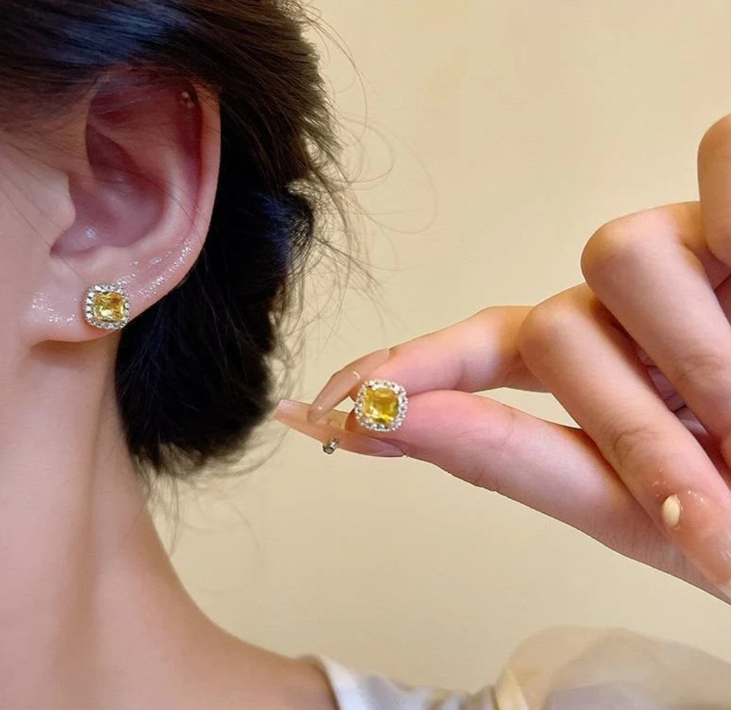 YELLOW SMALL EARRINGS