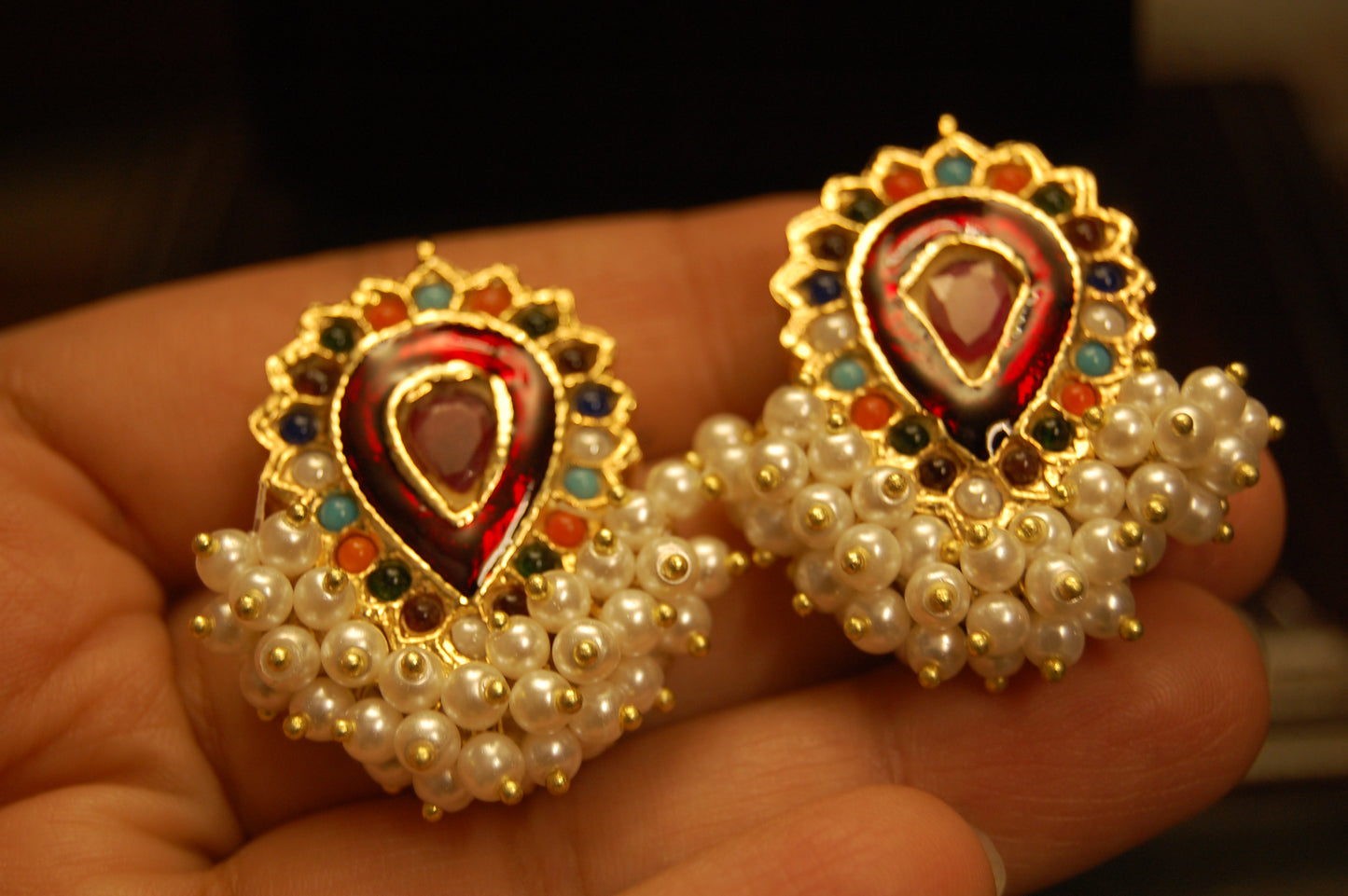 MULTI STONE EARRINGS WITH RED MEENA