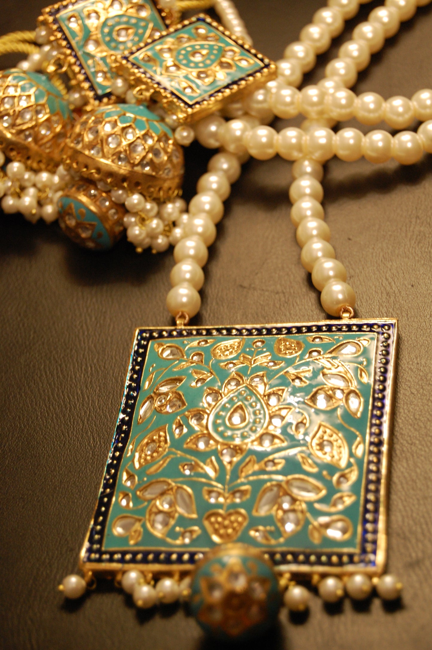 KUNDAN & FEROZY MEENA MALA SET
