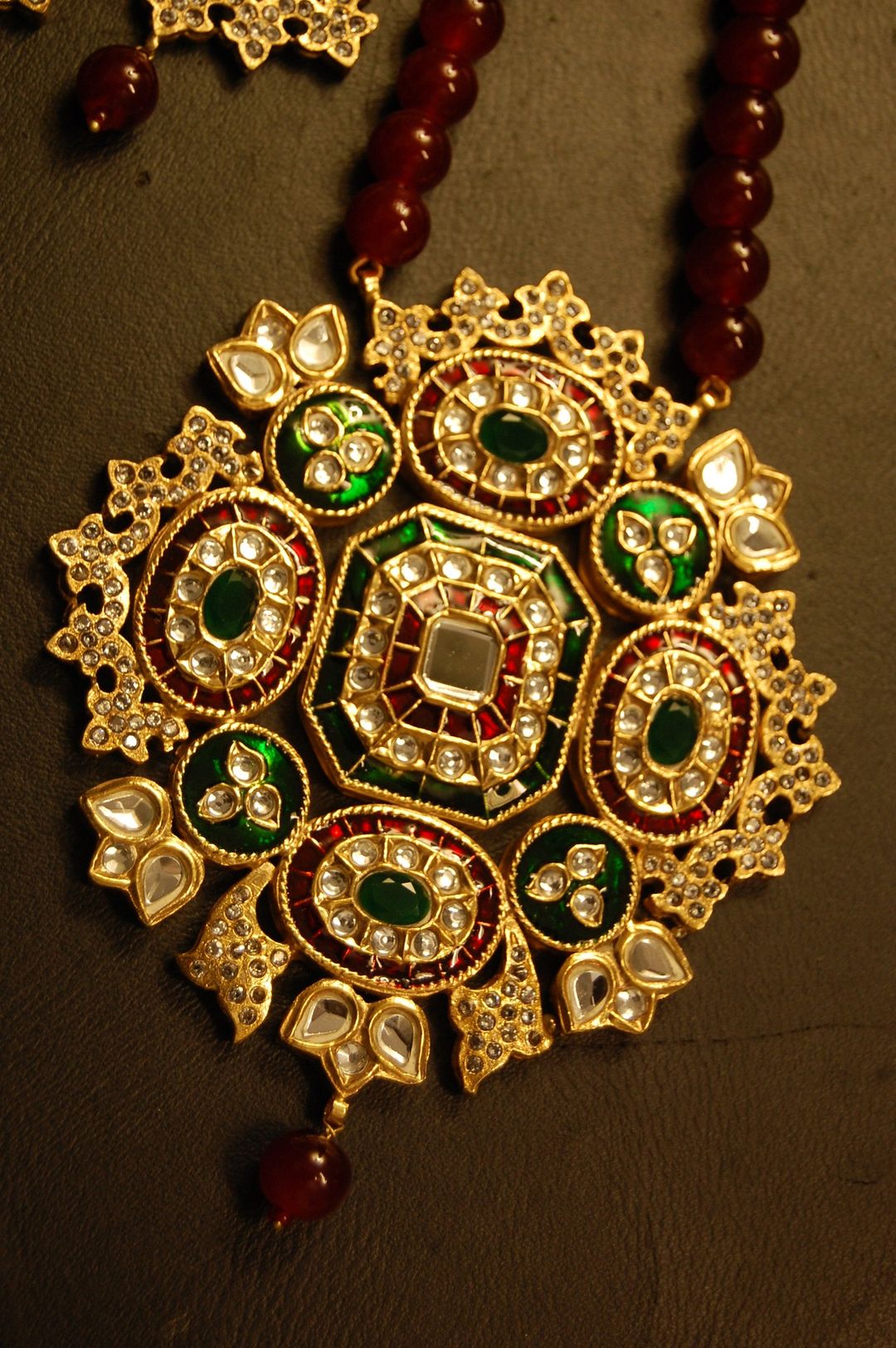 TRADITIONAL MEENA & KUNDAN MALA SET IN RED & GREEN