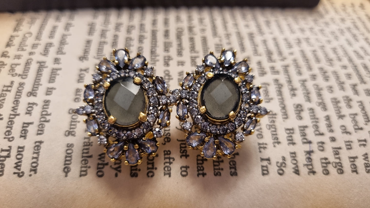GREY EARRINGS