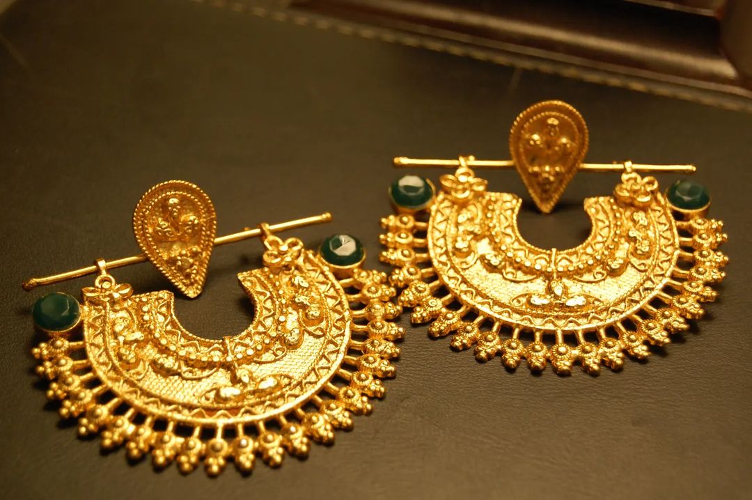 EGYPTIAN INSPIRED EARRINGS WITH GREEN