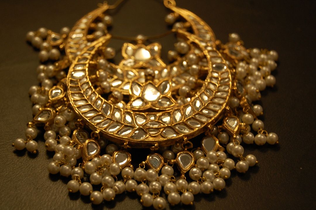 LARGE BALAS IN KUNDAN & PEARLS