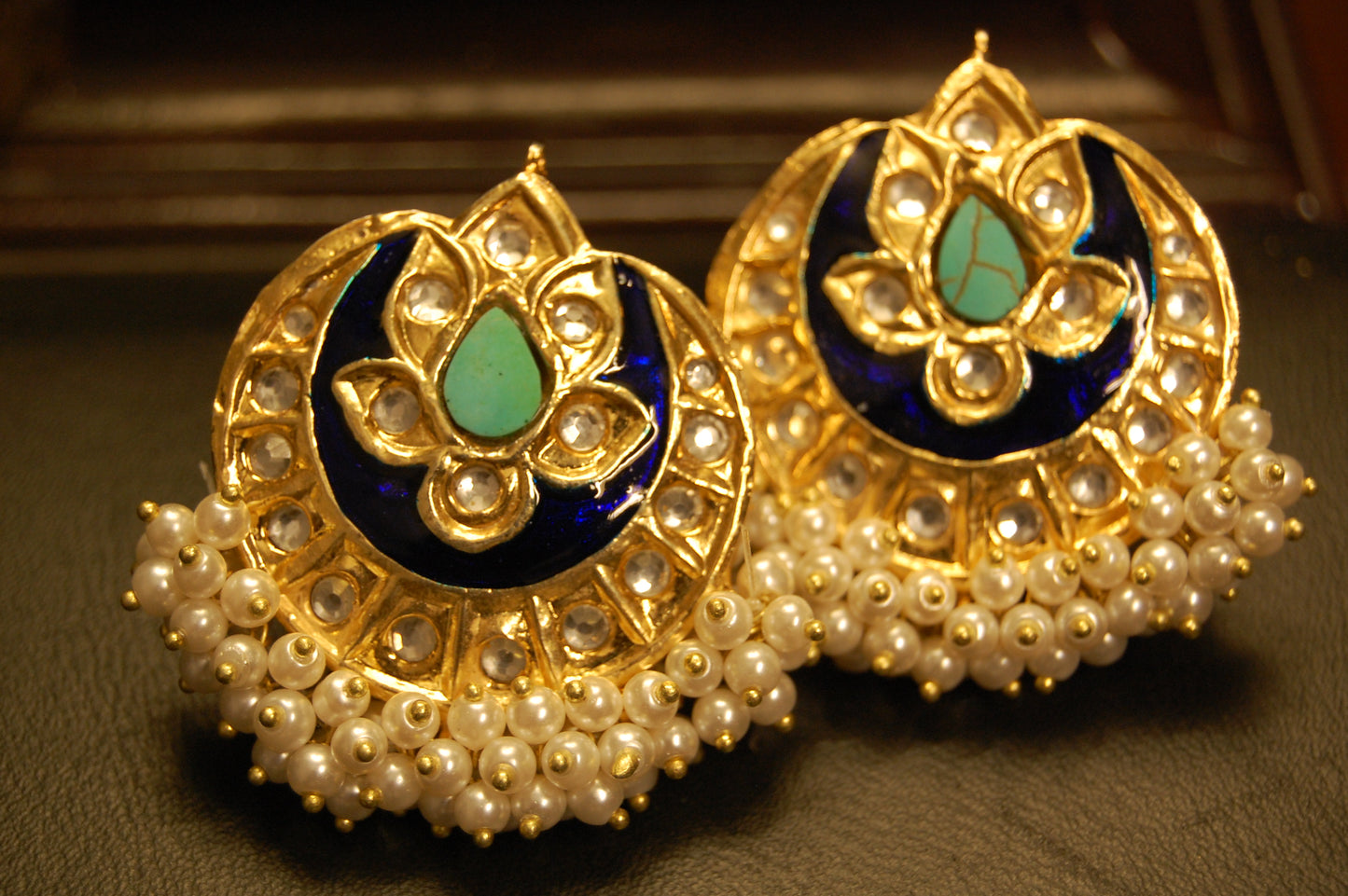 BLUE MEENA WITH FEROZY STONE & PEARLS EARRINGS