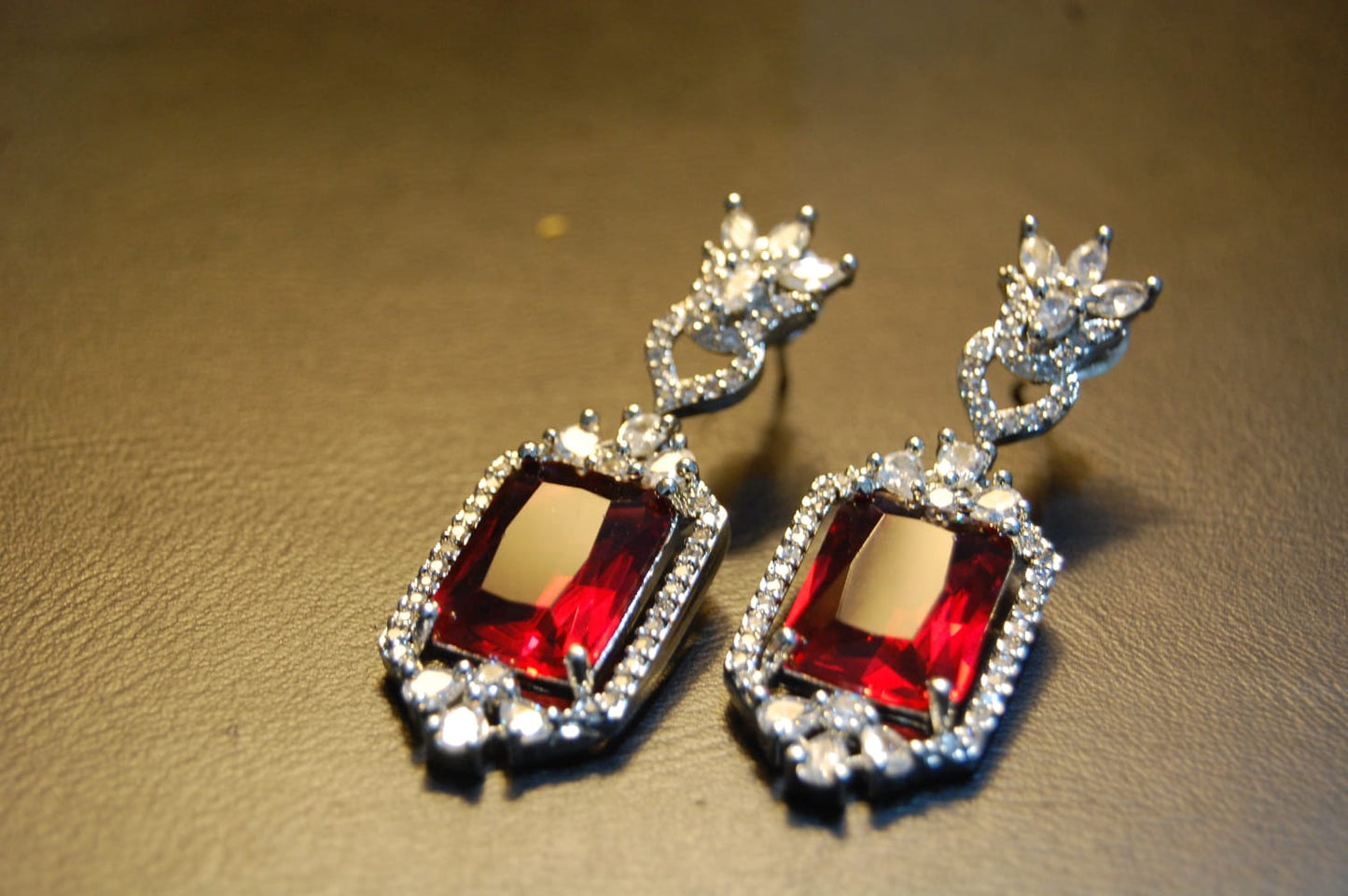 RED ZIRCON EARRINGS